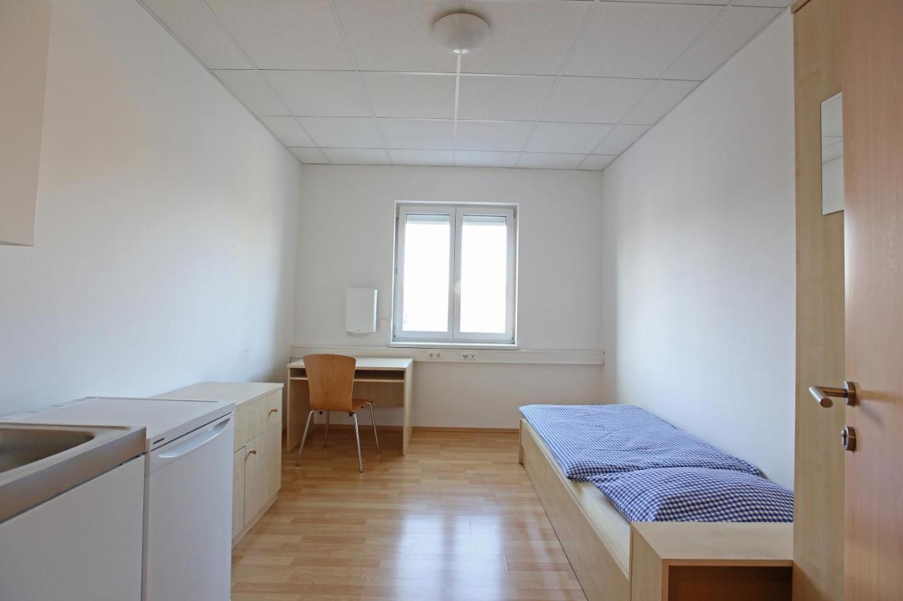 Montagehotel Living@Linz Buitenkant foto